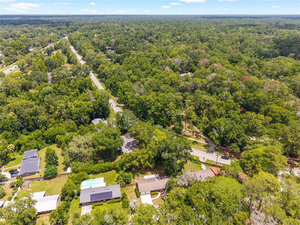 En Venta: $306,000 (3 camas, 2 baños, 1215 Pies cuadrados)