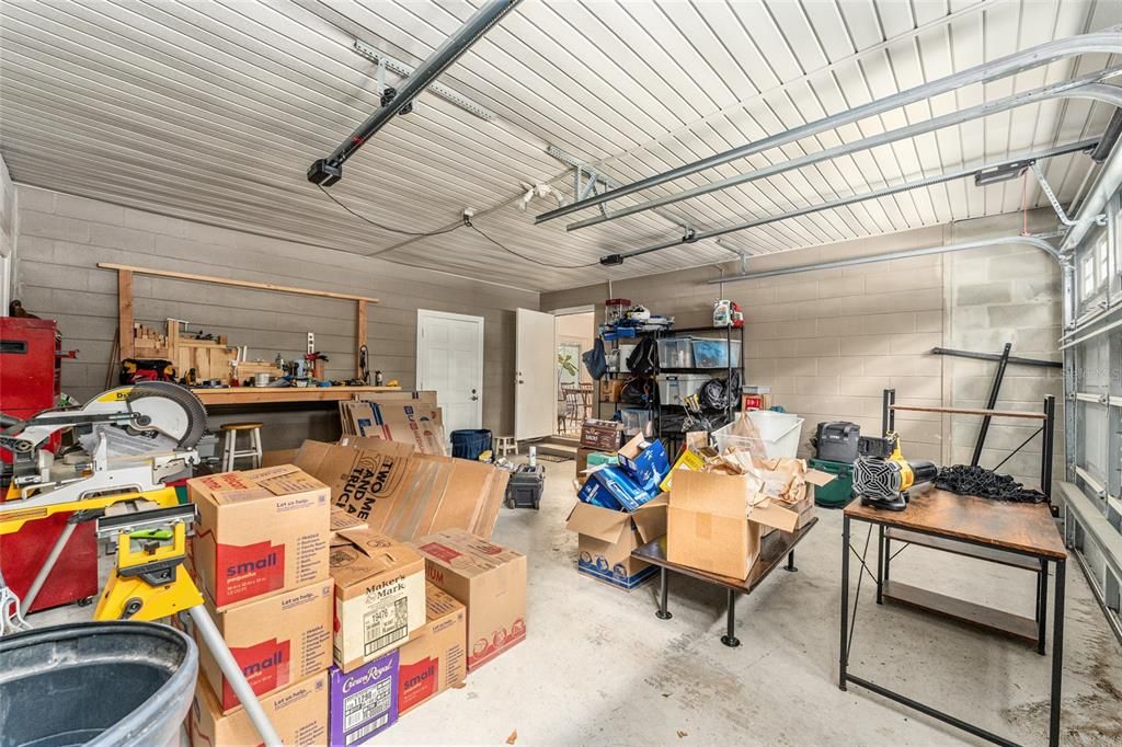 En Venta: $306,000 (3 camas, 2 baños, 1215 Pies cuadrados)