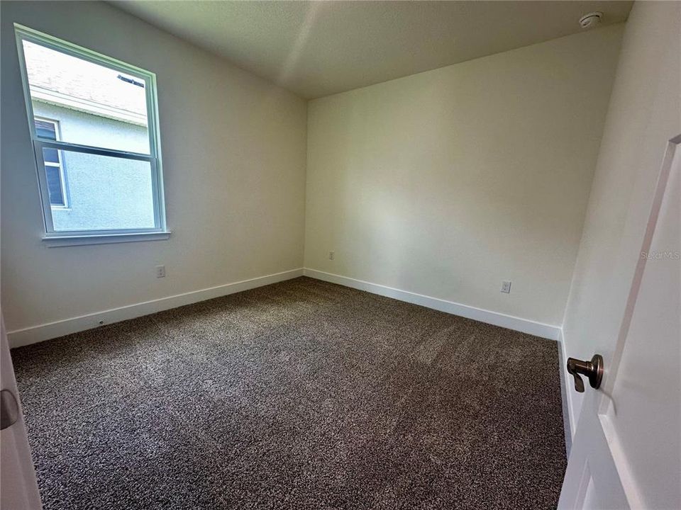 В аренду: $2,375 (4 спален, 2 ванн, 2053 Квадратных фут)