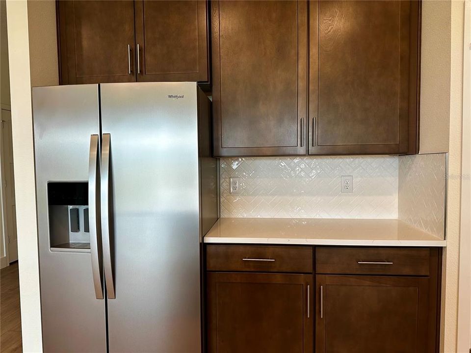В аренду: $2,375 (4 спален, 2 ванн, 2053 Квадратных фут)