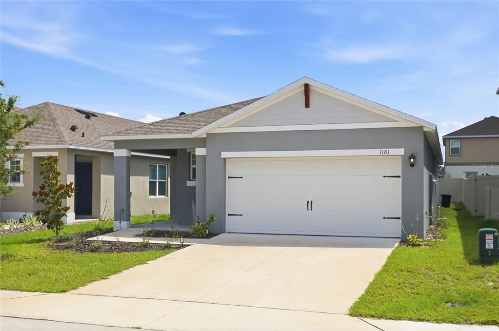 For Sale: $319,000 (3 beds, 2 baths, 1625 Square Feet)