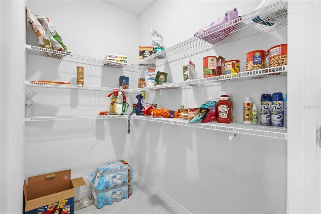 For Sale: $319,000 (3 beds, 2 baths, 1625 Square Feet)