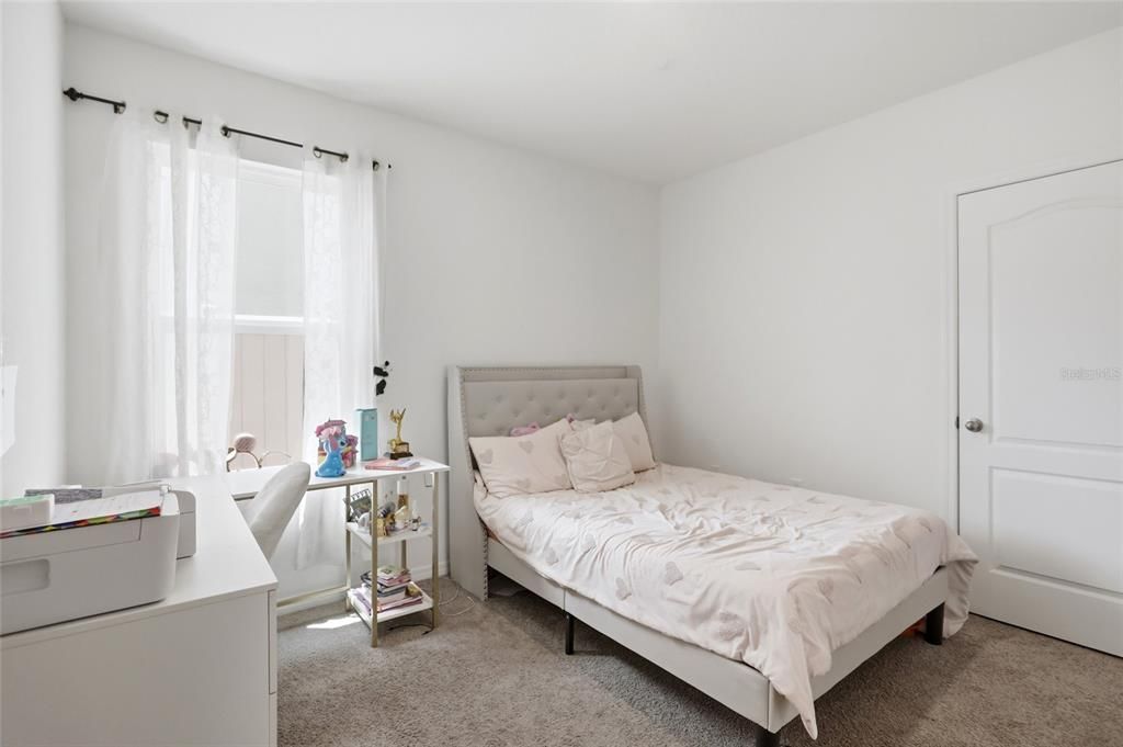 For Sale: $319,000 (3 beds, 2 baths, 1625 Square Feet)
