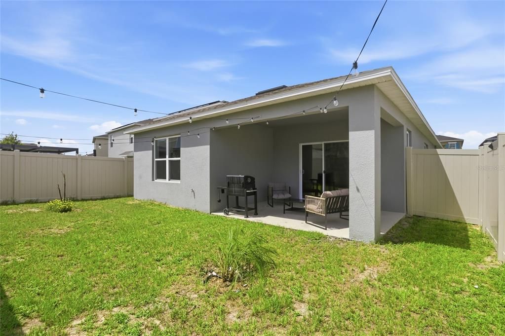 For Sale: $319,000 (3 beds, 2 baths, 1625 Square Feet)