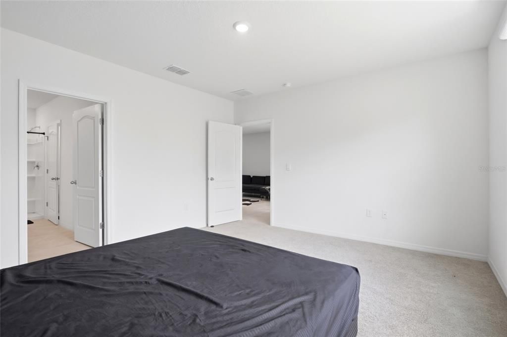 For Sale: $319,000 (3 beds, 2 baths, 1625 Square Feet)