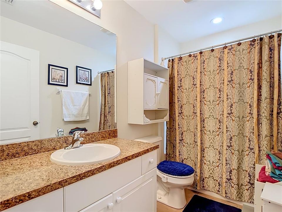 For Sale: $280,000 (3 beds, 2 baths, 1408 Square Feet)