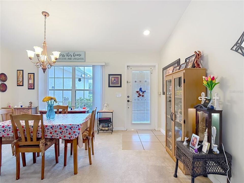 For Sale: $280,000 (3 beds, 2 baths, 1408 Square Feet)