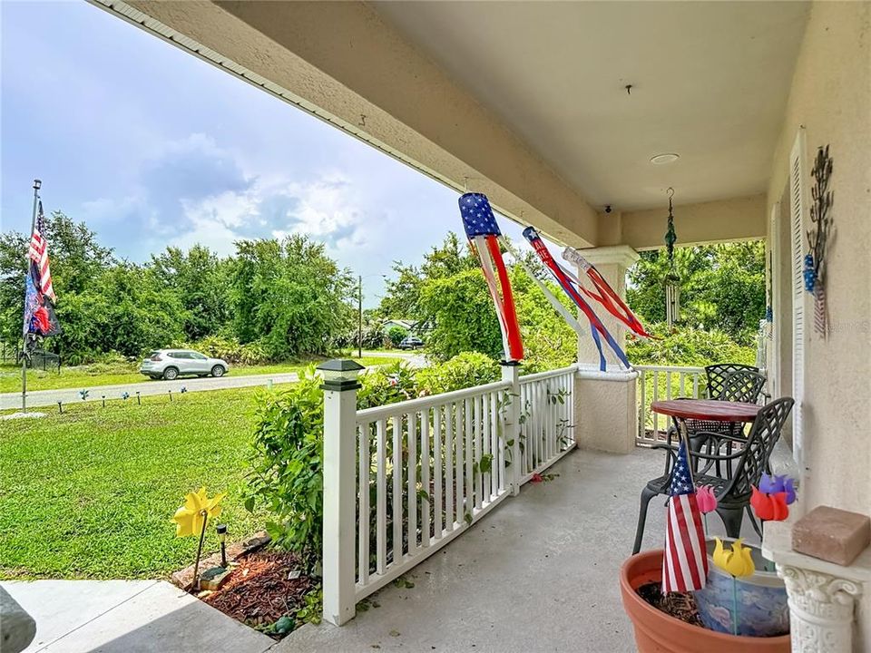 For Sale: $280,000 (3 beds, 2 baths, 1408 Square Feet)