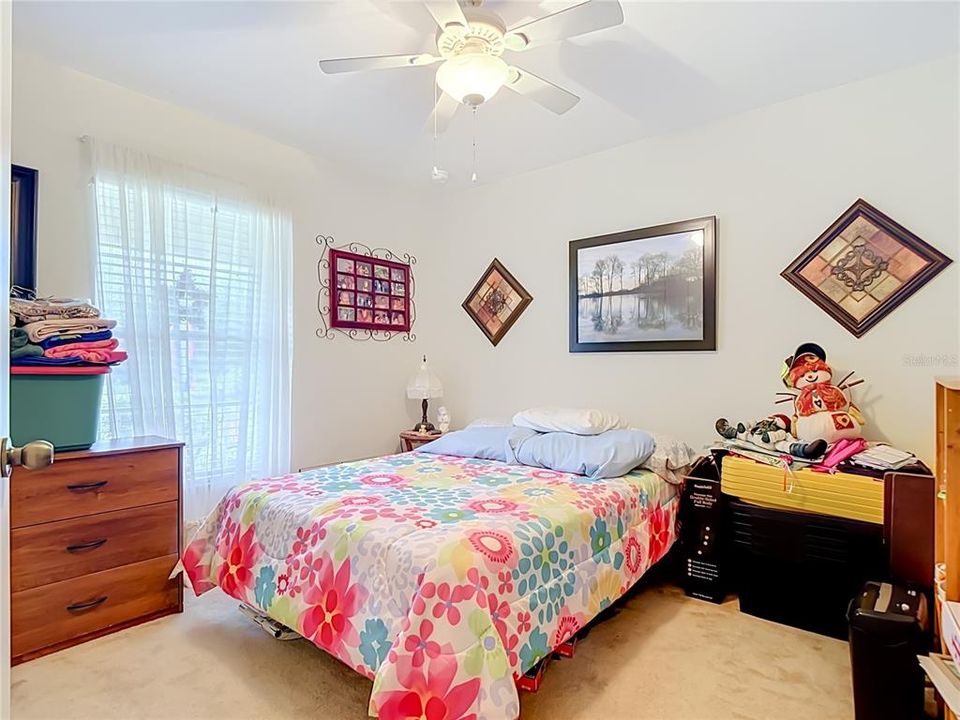 For Sale: $280,000 (3 beds, 2 baths, 1408 Square Feet)