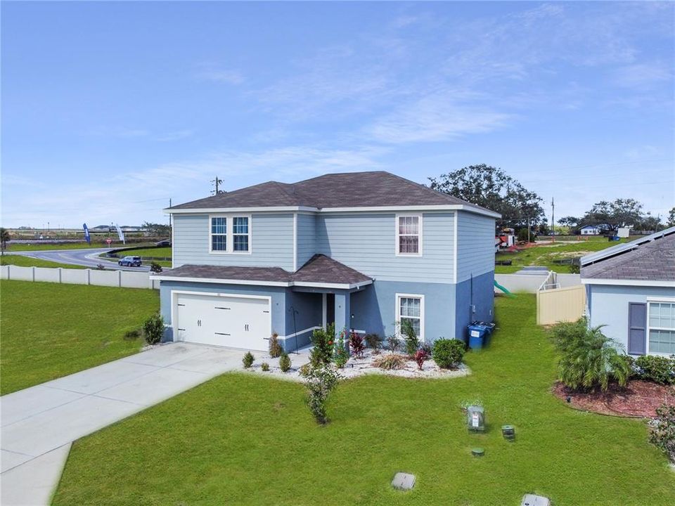 For Rent: $2,100 (4 beds, 2 baths, 2232 Square Feet)