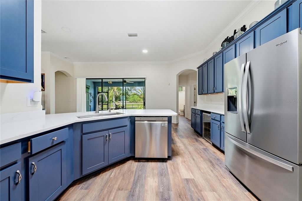 For Sale: $499,999 (4 beds, 3 baths, 2449 Square Feet)