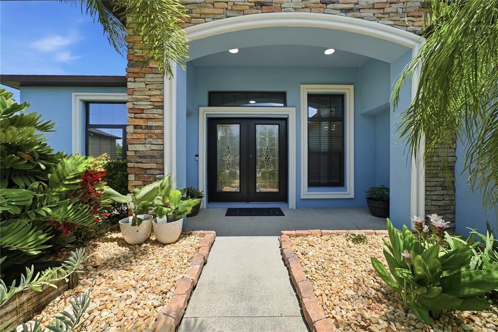 For Sale: $499,999 (4 beds, 3 baths, 2449 Square Feet)