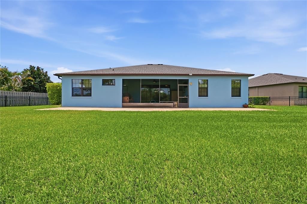 For Sale: $499,999 (4 beds, 3 baths, 2449 Square Feet)