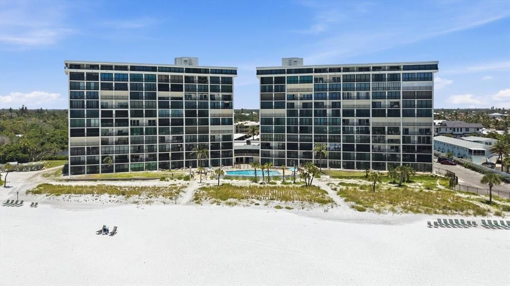 For Sale: $1,199,000 (2 beds, 2 baths, 1282 Square Feet)