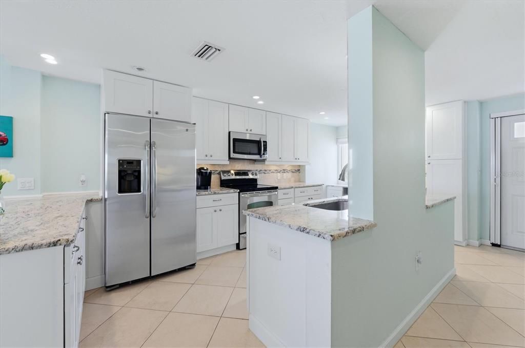 For Sale: $1,199,000 (2 beds, 2 baths, 1282 Square Feet)