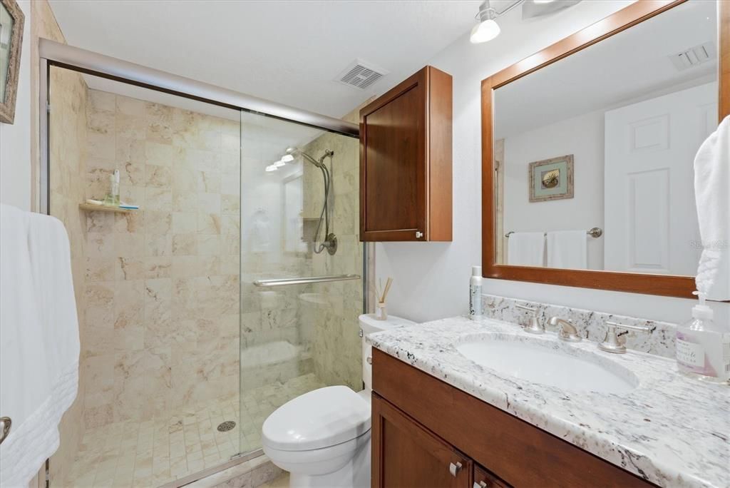 For Sale: $1,199,000 (2 beds, 2 baths, 1282 Square Feet)