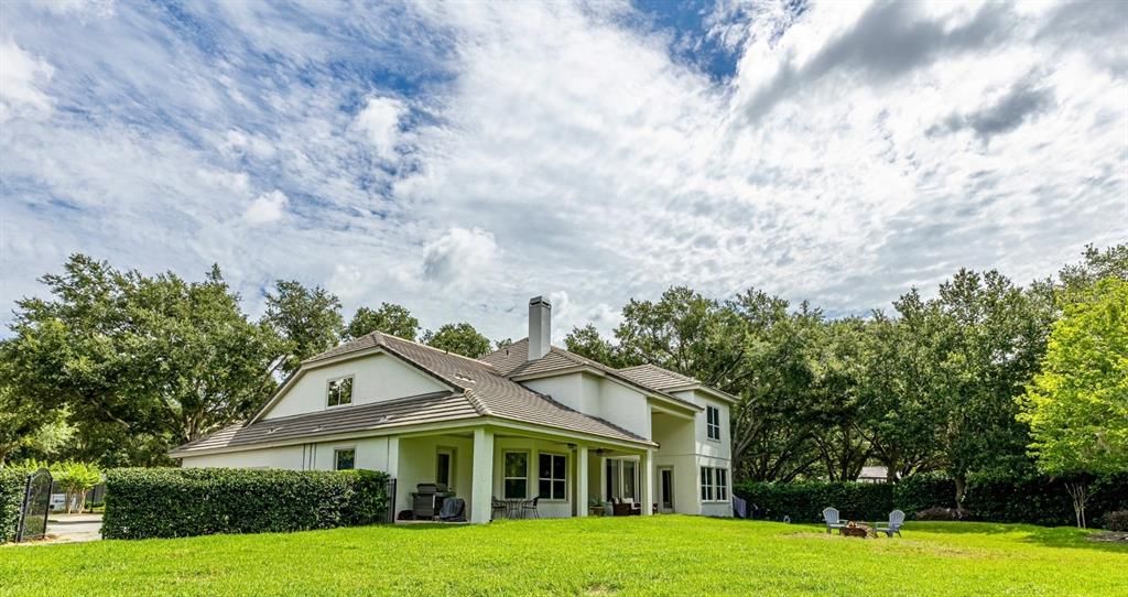 For Sale: $935,000 (4 beds, 3 baths, 4053 Square Feet)