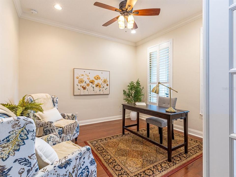 For Sale: $935,000 (4 beds, 3 baths, 4053 Square Feet)