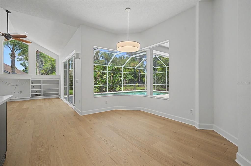 En Venta: $1,065,000 (5 camas, 3 baños, 3042 Pies cuadrados)