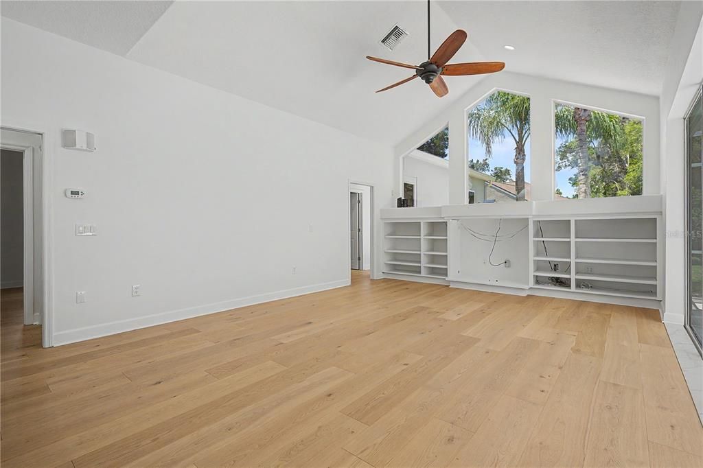 En Venta: $1,065,000 (5 camas, 3 baños, 3042 Pies cuadrados)