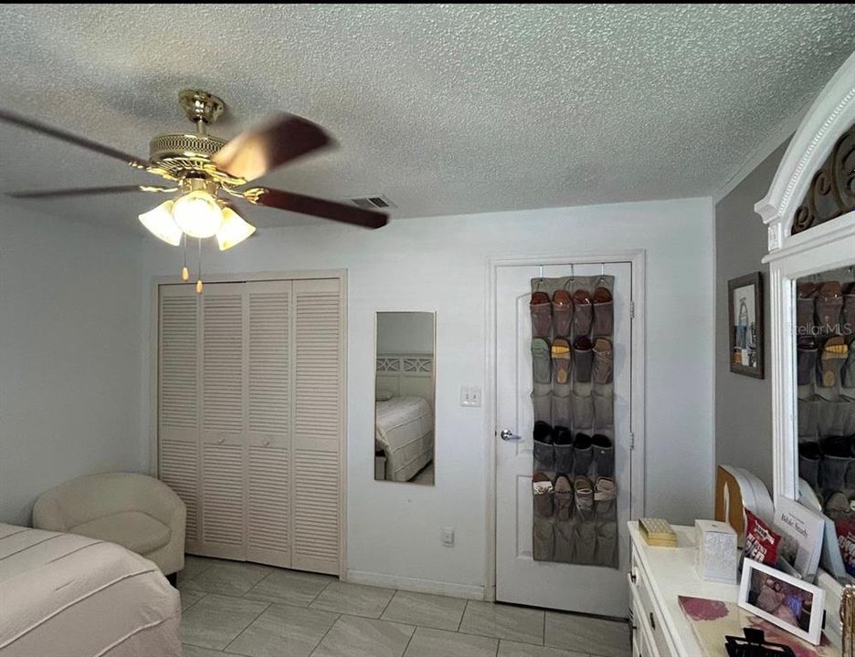 For Sale: $369,990 (3 beds, 2 baths, 1425 Square Feet)
