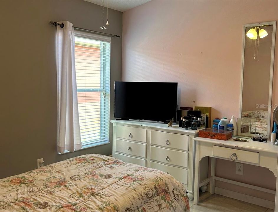 For Sale: $369,990 (3 beds, 2 baths, 1425 Square Feet)