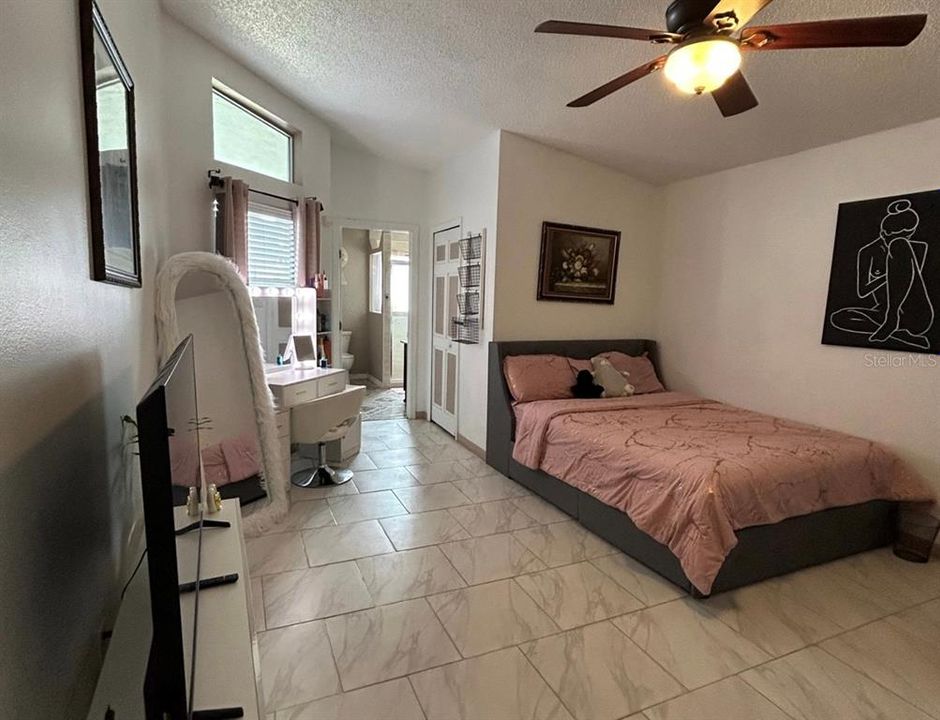 For Sale: $369,990 (3 beds, 2 baths, 1425 Square Feet)