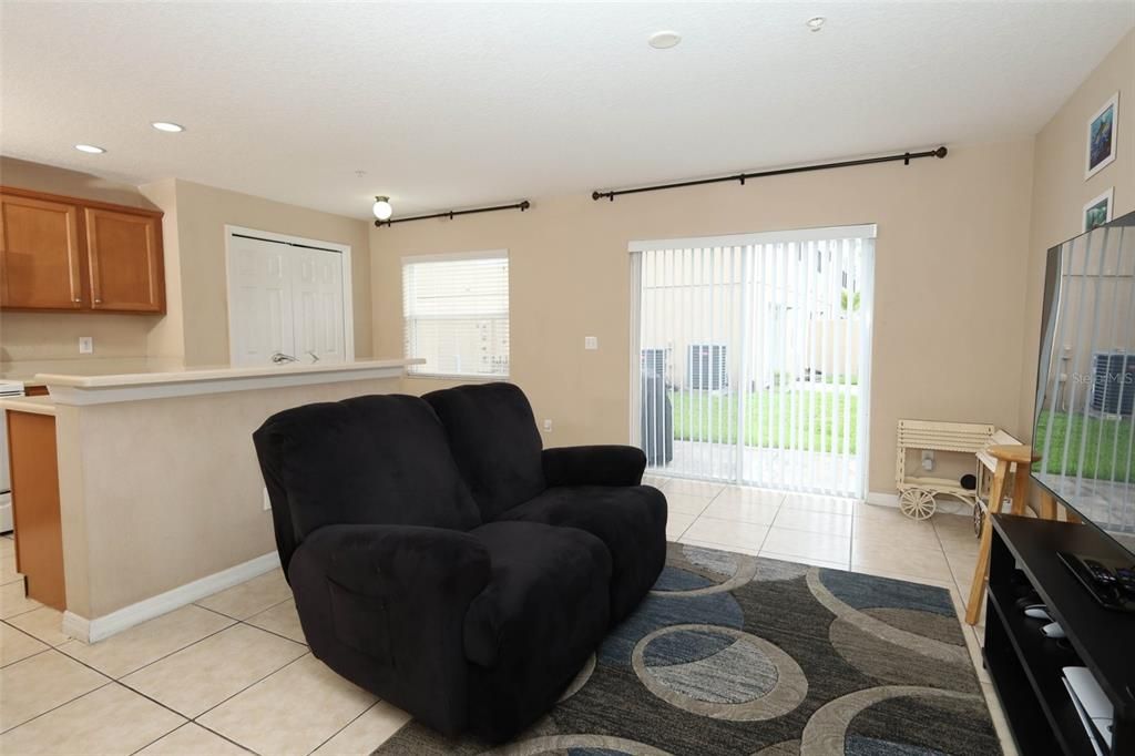 For Sale: $329,040 (3 beds, 2 baths, 1914 Square Feet)