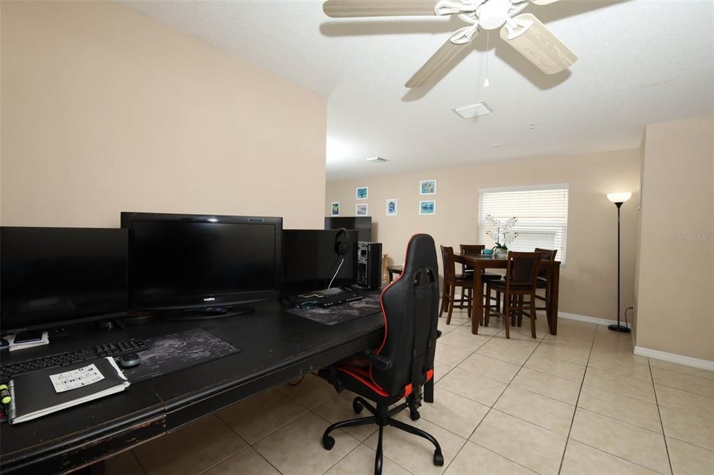 For Sale: $329,040 (3 beds, 2 baths, 1914 Square Feet)