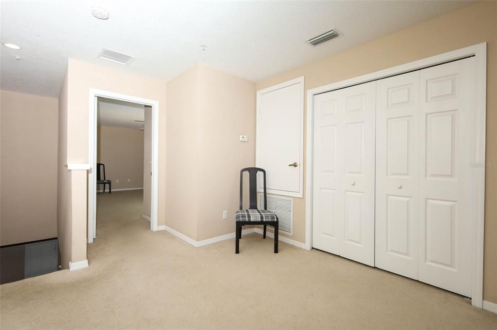 For Sale: $329,040 (3 beds, 2 baths, 1914 Square Feet)