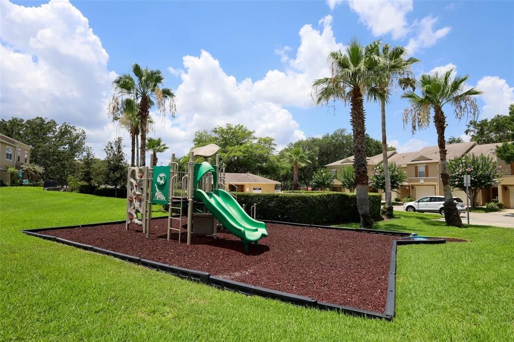 For Sale: $329,040 (3 beds, 2 baths, 1914 Square Feet)