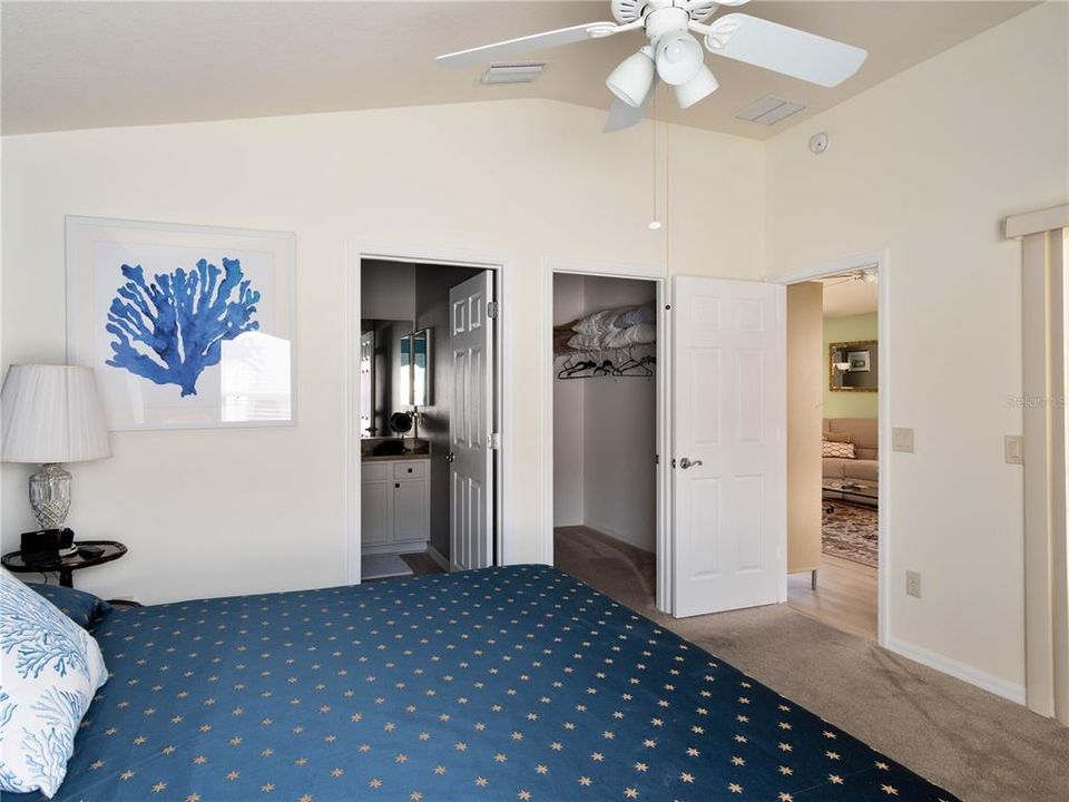 For Sale: $353,900 (3 beds, 2 baths, 1398 Square Feet)