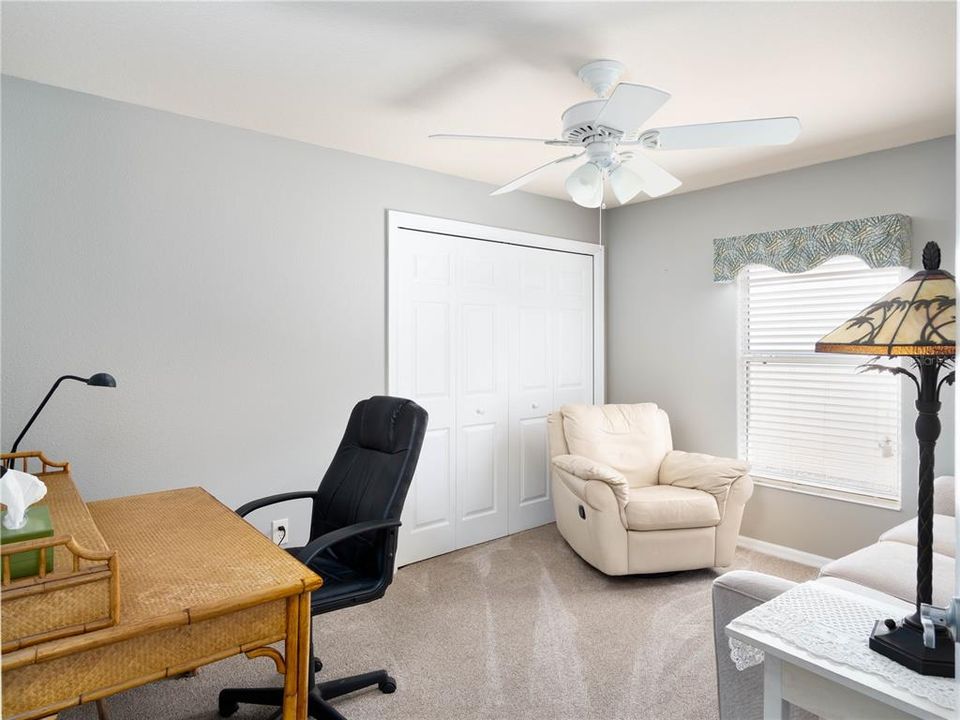 For Sale: $353,900 (3 beds, 2 baths, 1398 Square Feet)