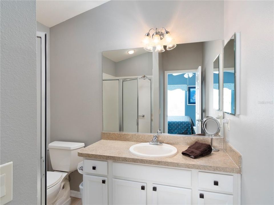 For Sale: $353,900 (3 beds, 2 baths, 1398 Square Feet)