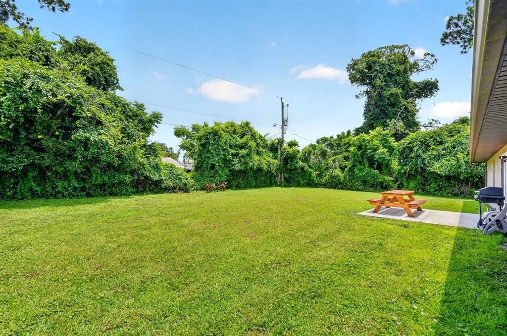 На продажу: $349,900 (3 спален, 2 ванн, 1480 Квадратных фут)