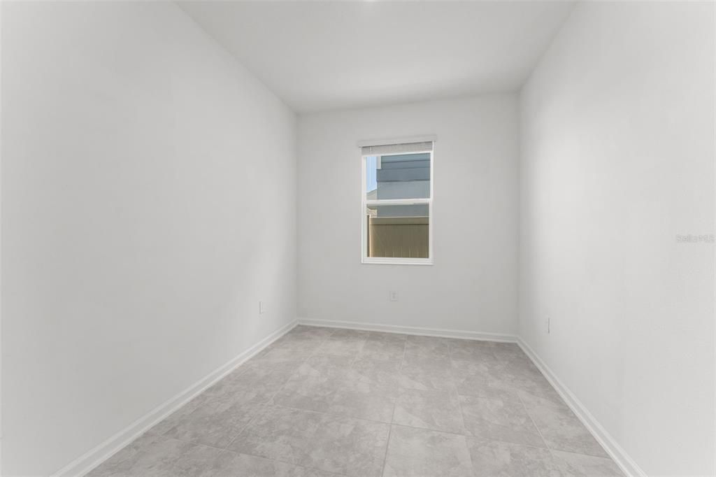 En Venta: $325,000 (4 camas, 3 baños, 2109 Pies cuadrados)