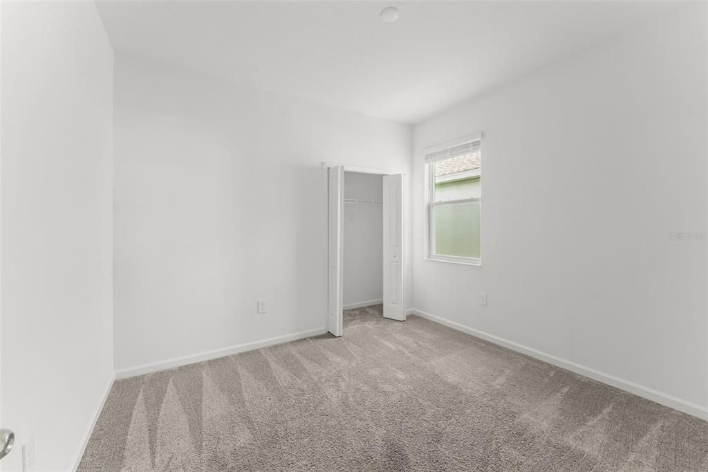 En Venta: $325,000 (4 camas, 3 baños, 2109 Pies cuadrados)