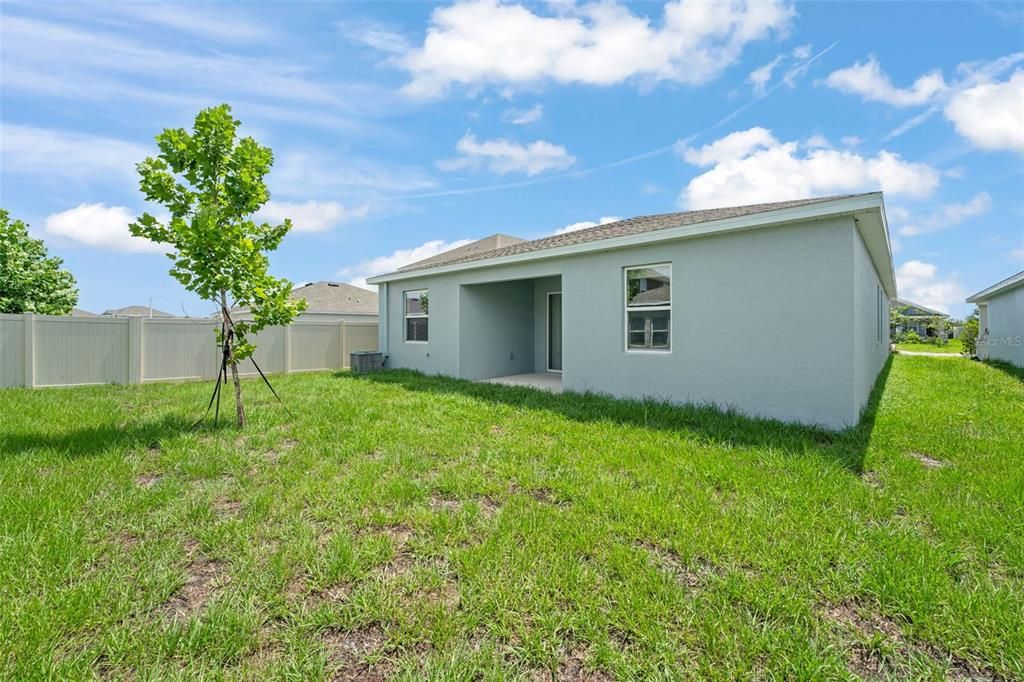 En Venta: $325,000 (4 camas, 3 baños, 2109 Pies cuadrados)