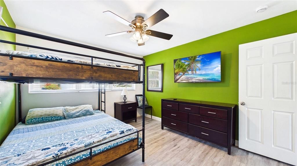 For Sale: $645,000 (3 beds, 2 baths, 1781 Square Feet)