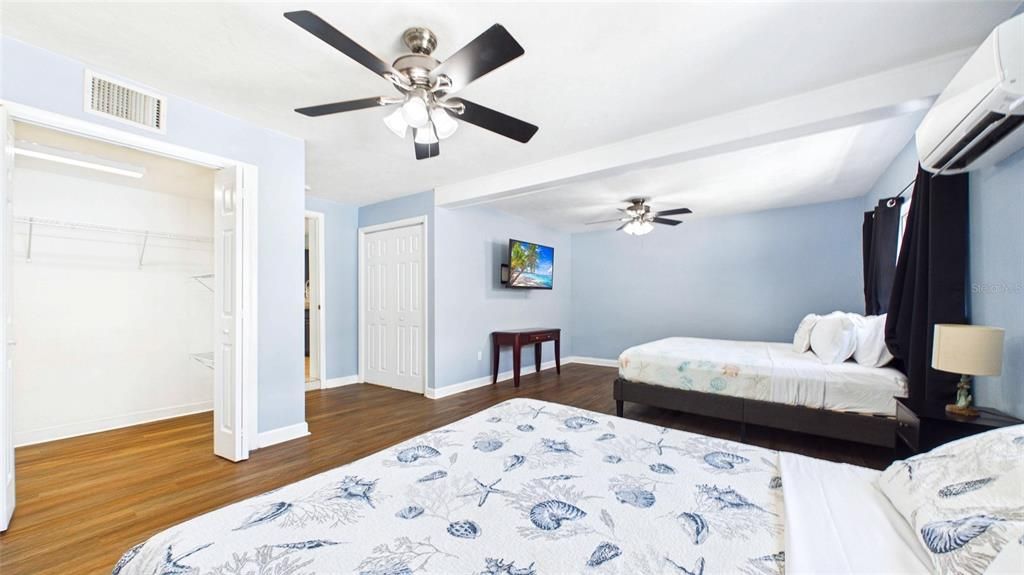 For Sale: $645,000 (3 beds, 2 baths, 1781 Square Feet)