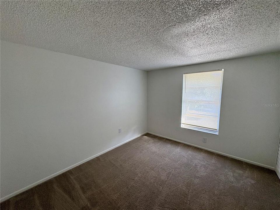 For Rent: $1,350 (2 beds, 1 baths, 1209 Square Feet)