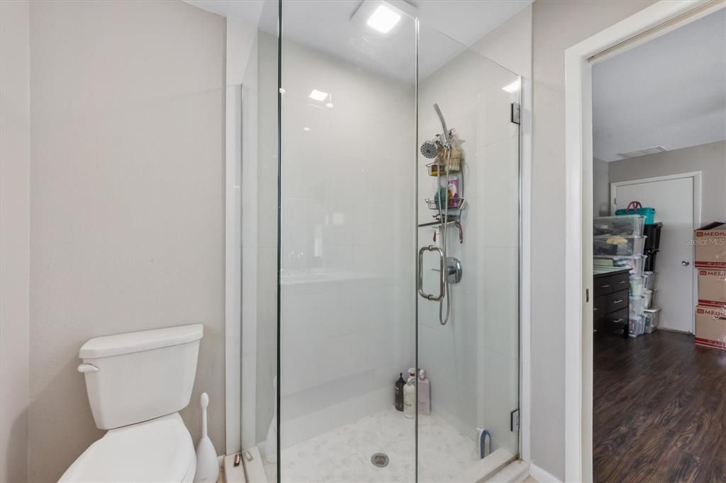 For Sale: $385,000 (2 beds, 2 baths, 1420 Square Feet)