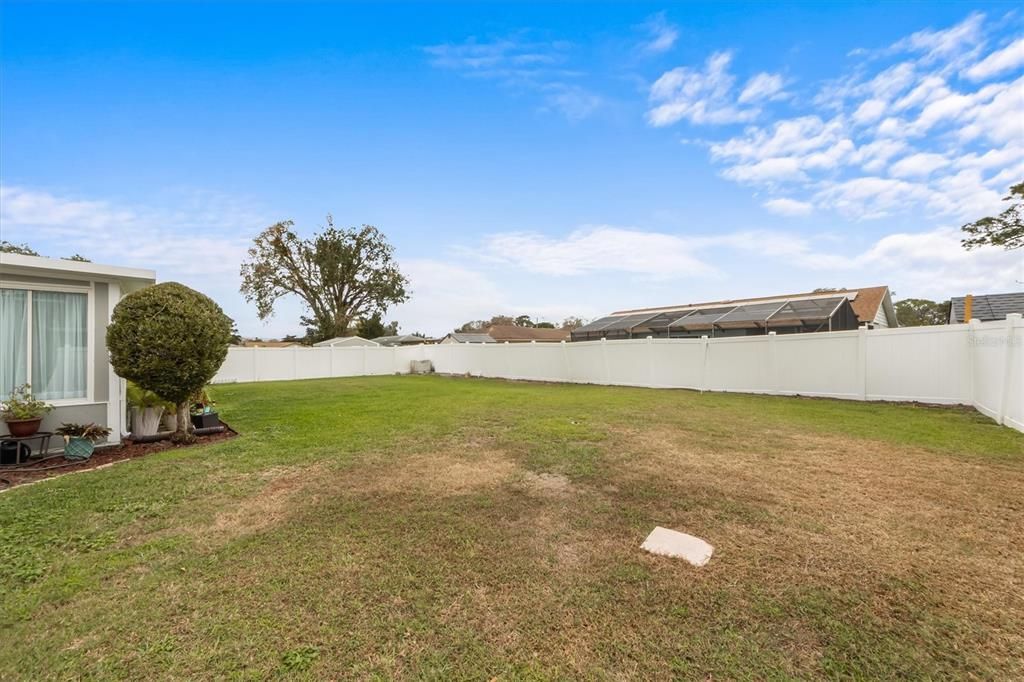 For Sale: $385,000 (2 beds, 2 baths, 1420 Square Feet)