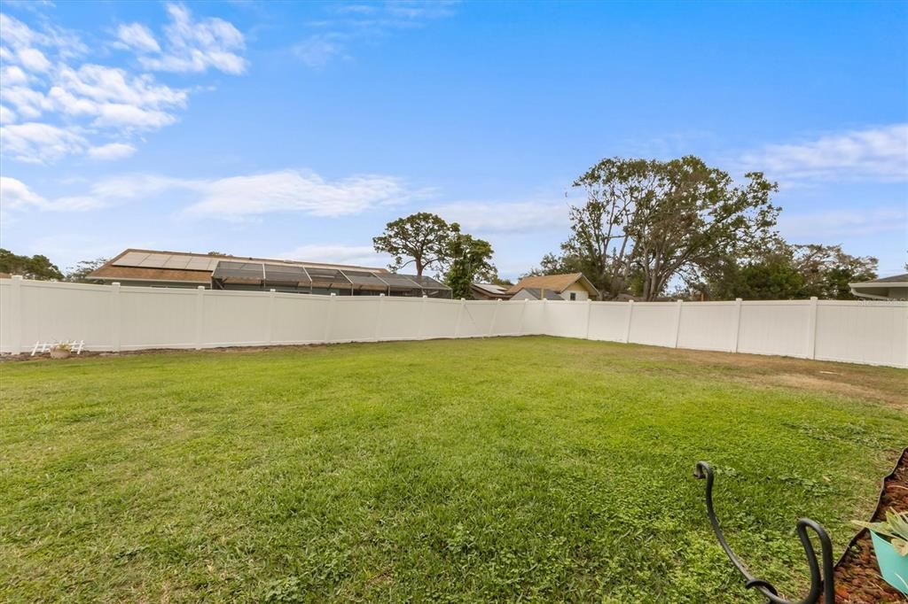 For Sale: $385,000 (2 beds, 2 baths, 1420 Square Feet)
