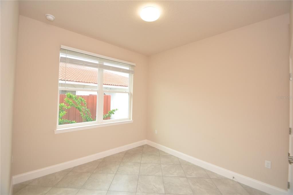 For Rent: $2,000 (4 beds, 2 baths, 1511 Square Feet)