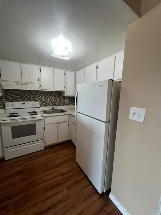 For Rent: $1,350 (1 beds, 1 baths, 607 Square Feet)