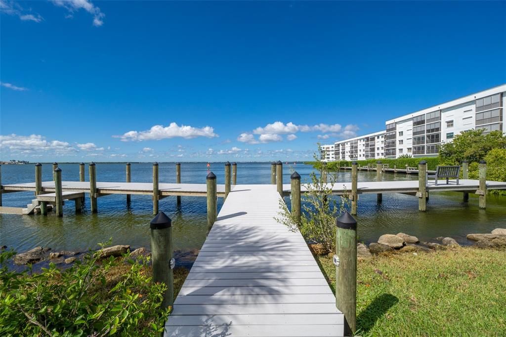 For Sale: $324,900 (2 beds, 2 baths, 1280 Square Feet)