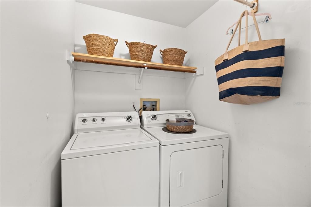 For Sale: $324,900 (2 beds, 2 baths, 1280 Square Feet)