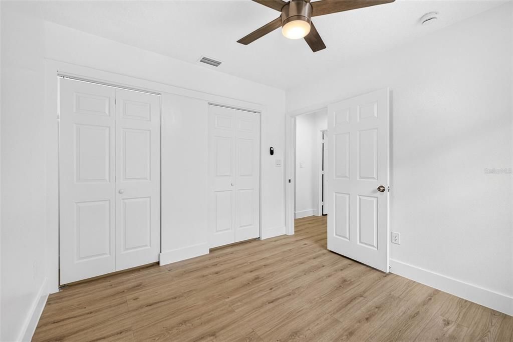 For Sale: $374,900 (3 beds, 2 baths, 1716 Square Feet)