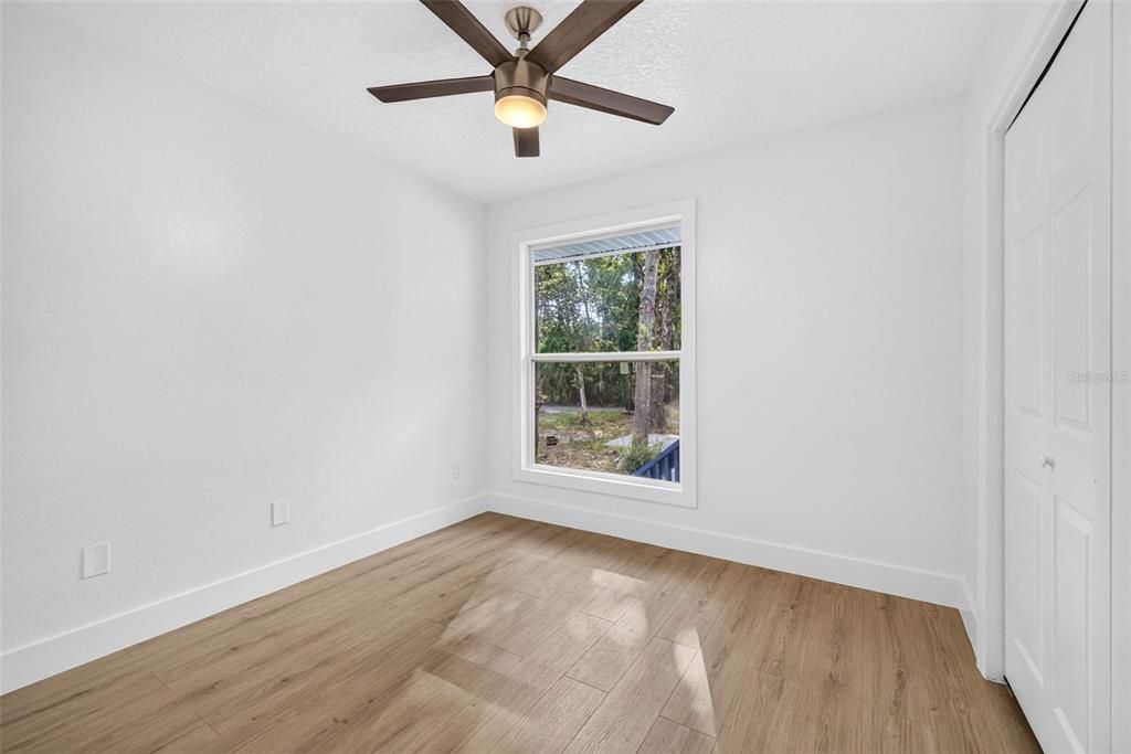 For Sale: $374,900 (3 beds, 2 baths, 1716 Square Feet)